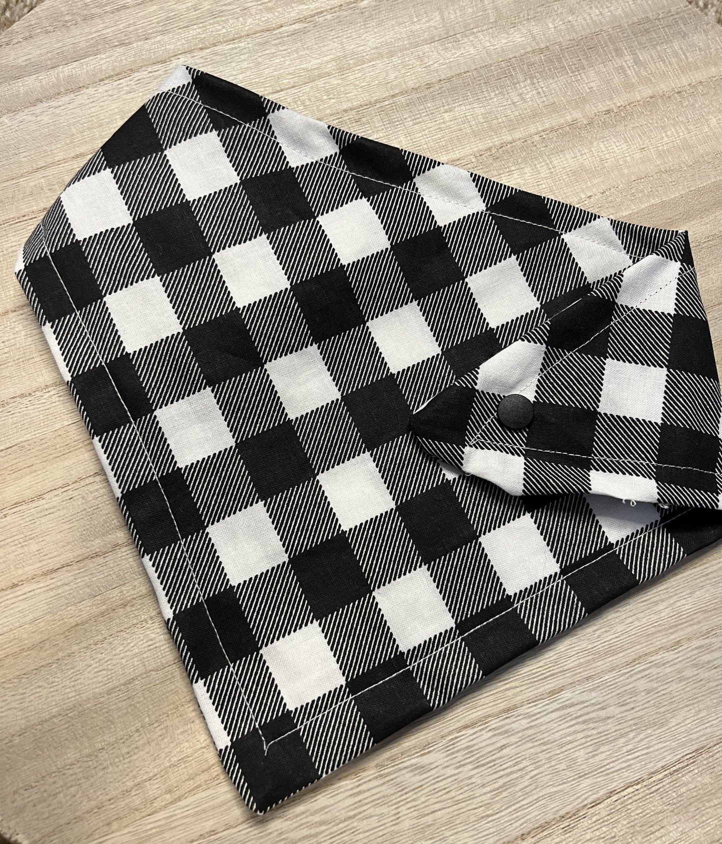 Black and White Buffalo Plaid Bandana - AussomePups